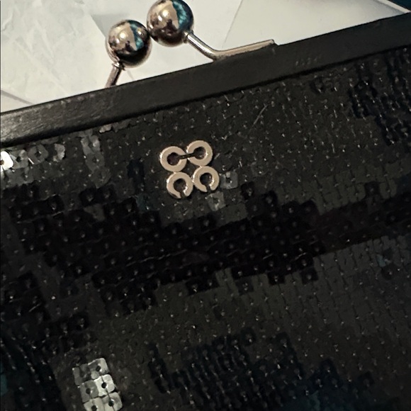 Coach Julia Black Sequin Kiss-Lock Clutch EUC - Picture 4 of 9